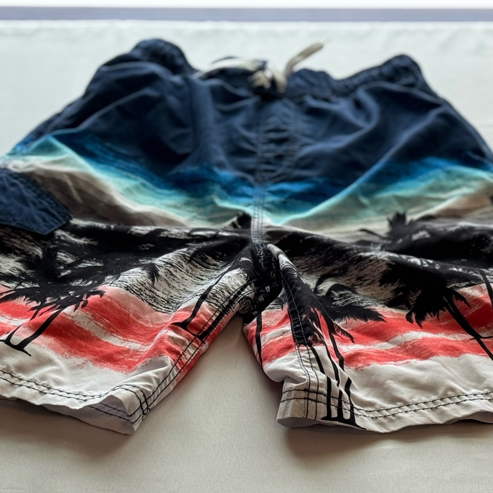 Okanu Brand, Blue & Red Striped Swim Trunks W/Tropical Print, Boy’s (Sz L 14/16)